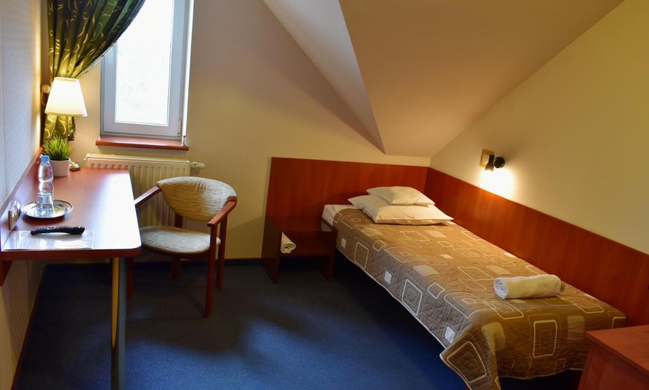 Hotel Zlote Deby Βαρσοβία Εξωτερικό φωτογραφία