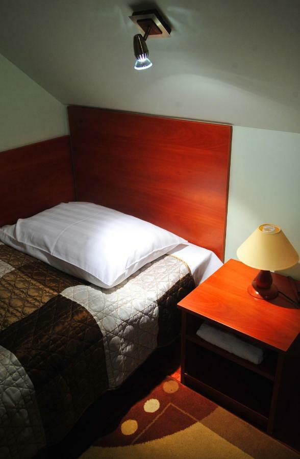 Hotel Zlote Deby Βαρσοβία Εξωτερικό φωτογραφία
